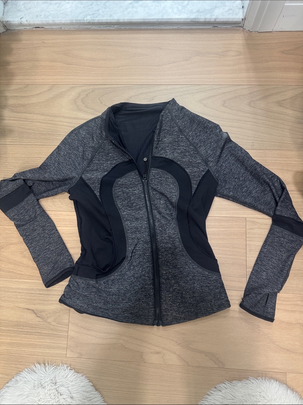 lululemon athletica Charcoal Gray & Black Zip-Up Utility Jacket reversible
